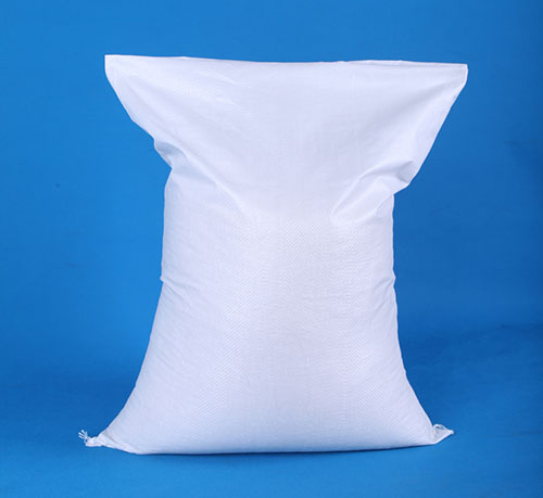 装化工产品应该选择什么样的包装？冠福白色编织袋满足您的要求